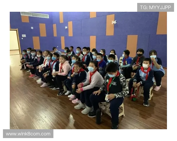 凯发抢庄牌九：体验最刺激的传统棋牌游戏乐趣